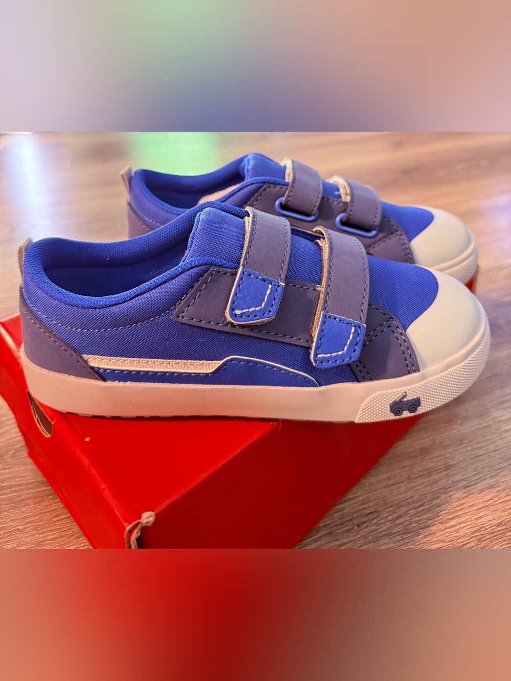 See Kai Run Riley Sneakers